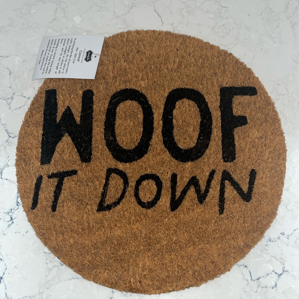 Mudpie “woof it down” pet food Mat